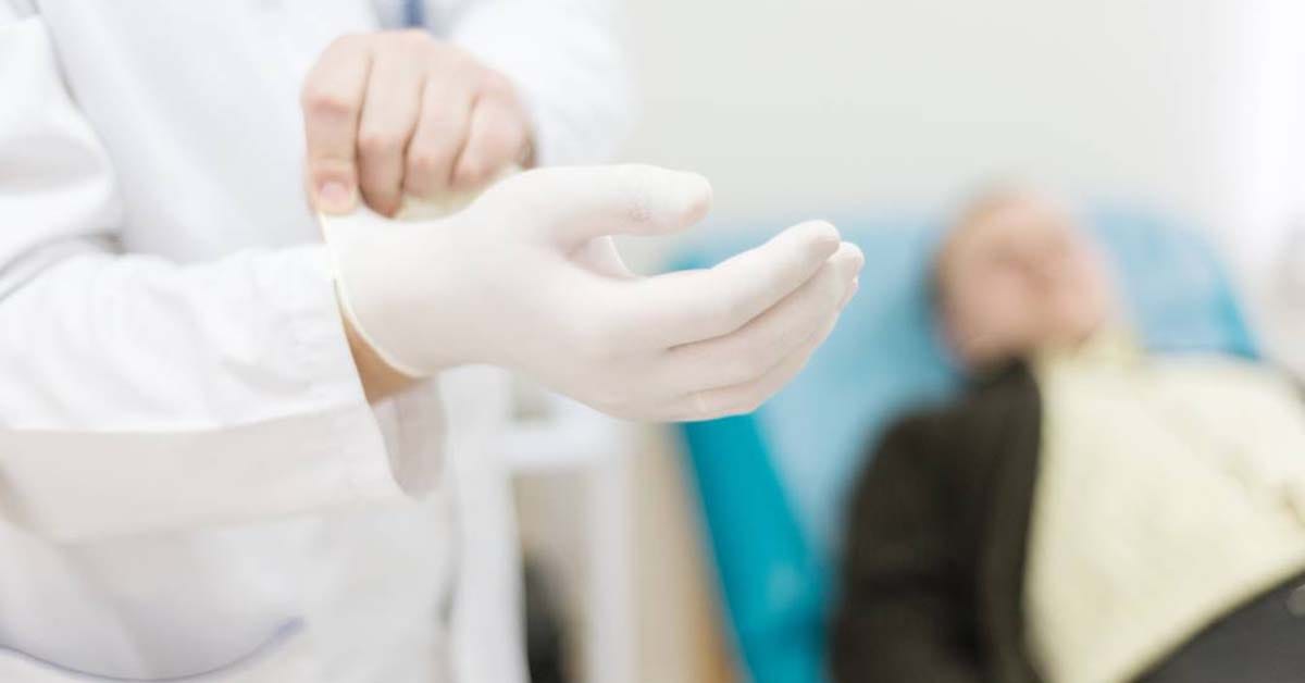 Gastroscopy and colonoscopy