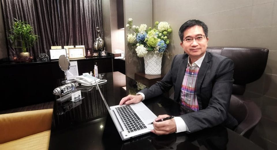 Dr David Y.W. Tan
