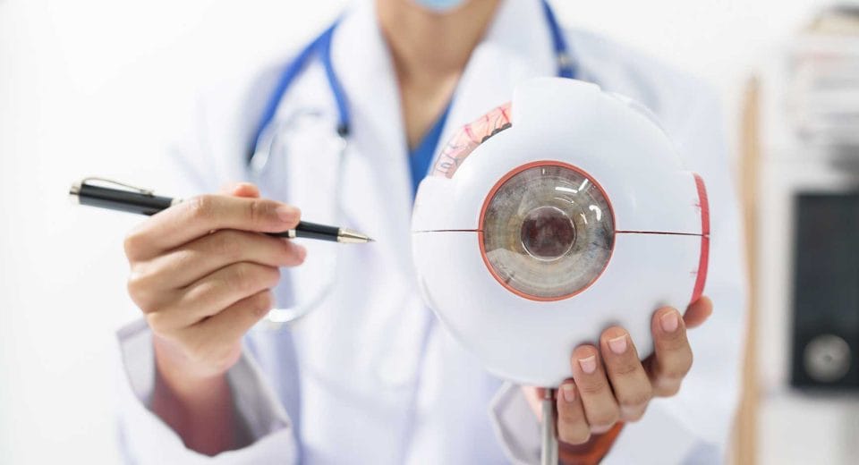 SMILE eye surgery