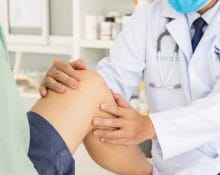 fractured knee symptoms