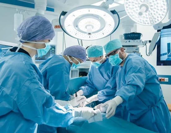 Guide to selecting the best Singapore liver surgeon ; best gallbladder surgeon