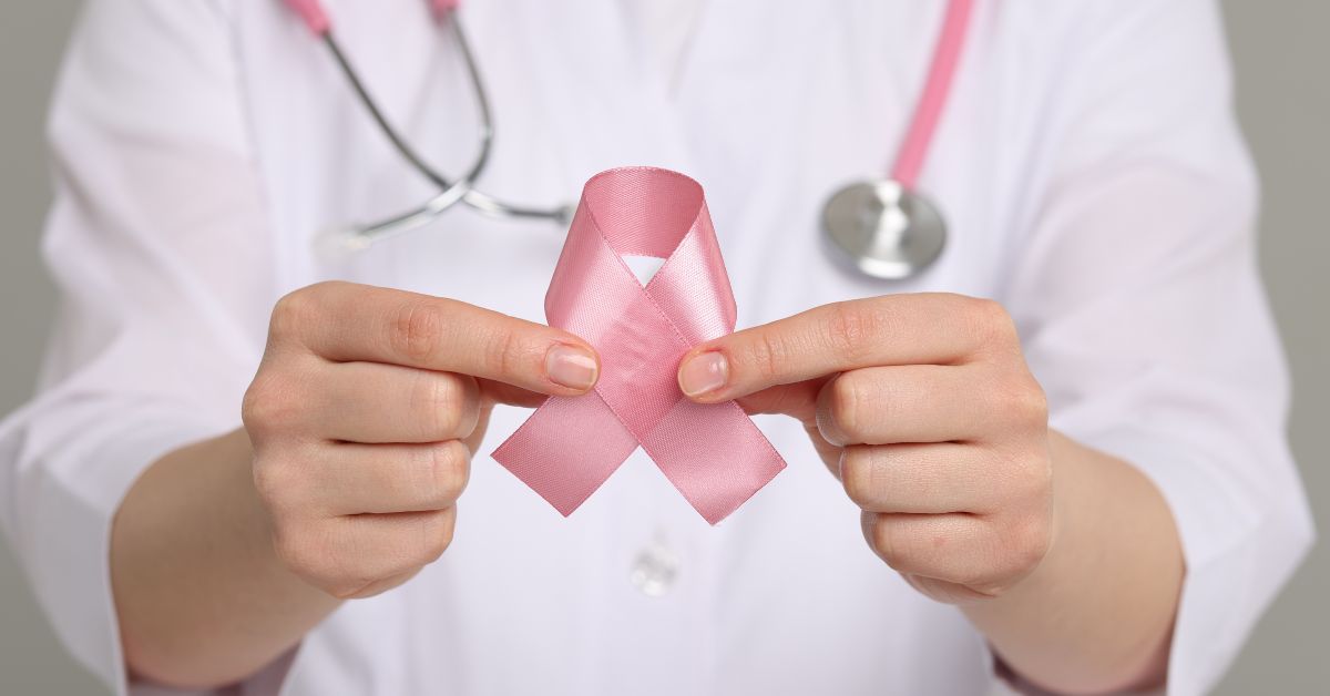 symptoms of cancer in women​