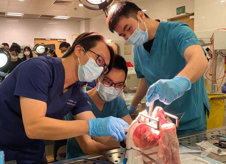 Dr Daniel Lee