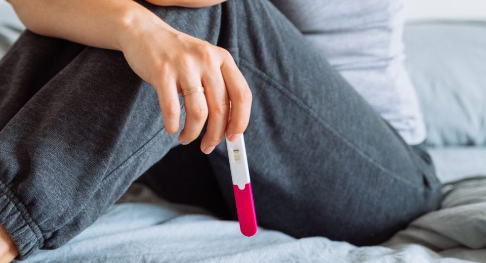 signs of female infertility