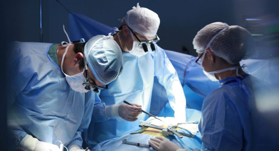 laparoscopic surgery for colon cancer
