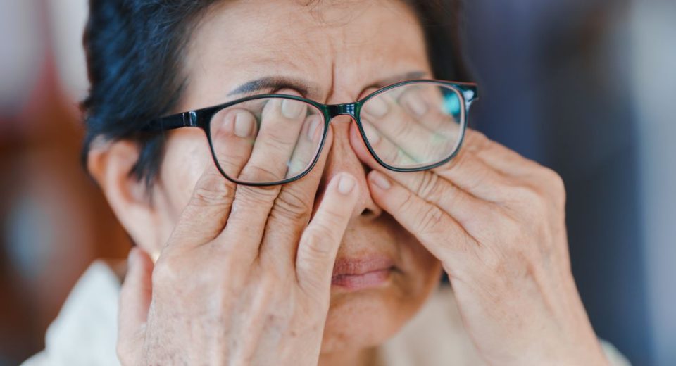 Blurred vision may be retinal detachment