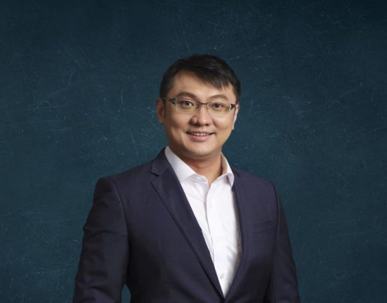 Dr Adrian Lau Orthopaedic Surgeon